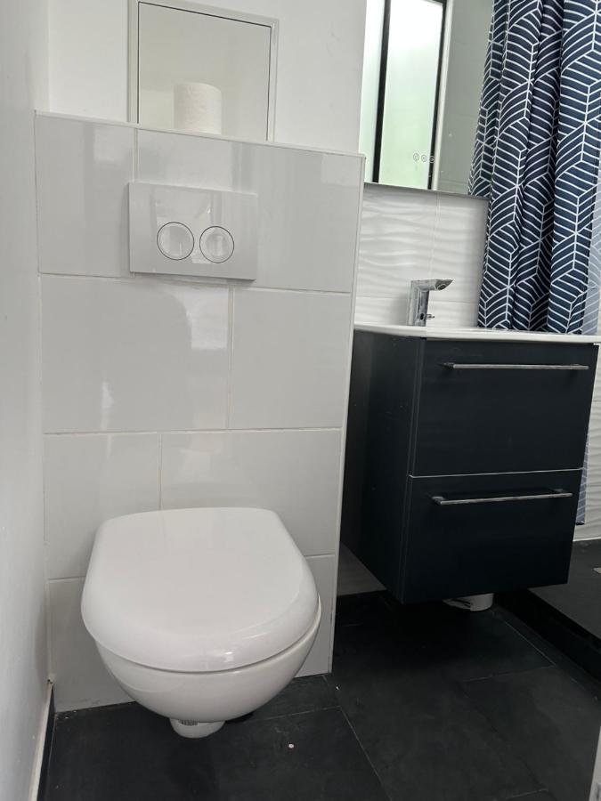 Green&Purple Studio 24-24 Access Bois-Colombes Ngoại thất bức ảnh