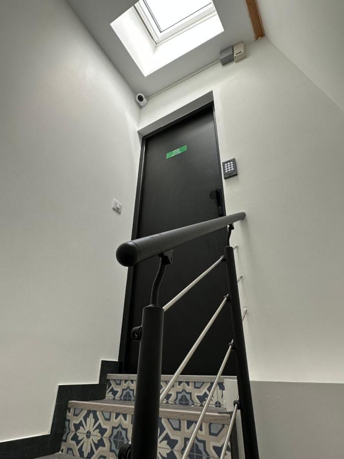 Green&Purple Studio 24-24 Access Bois-Colombes Ngoại thất bức ảnh