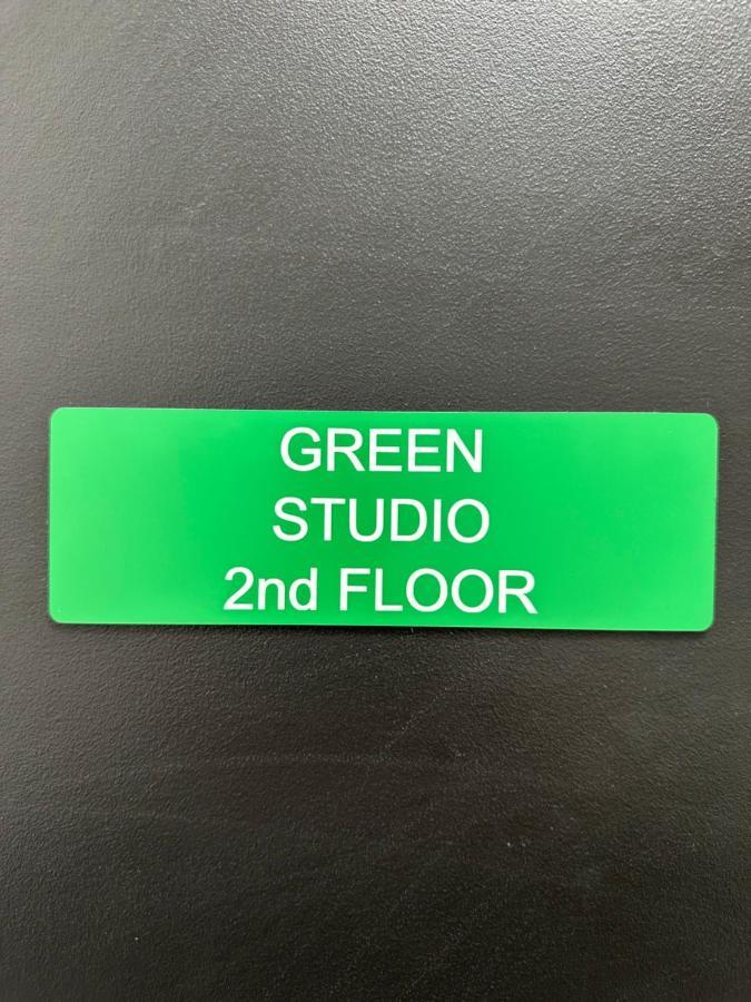 Green&Purple Studio 24-24 Access Bois-Colombes Ngoại thất bức ảnh