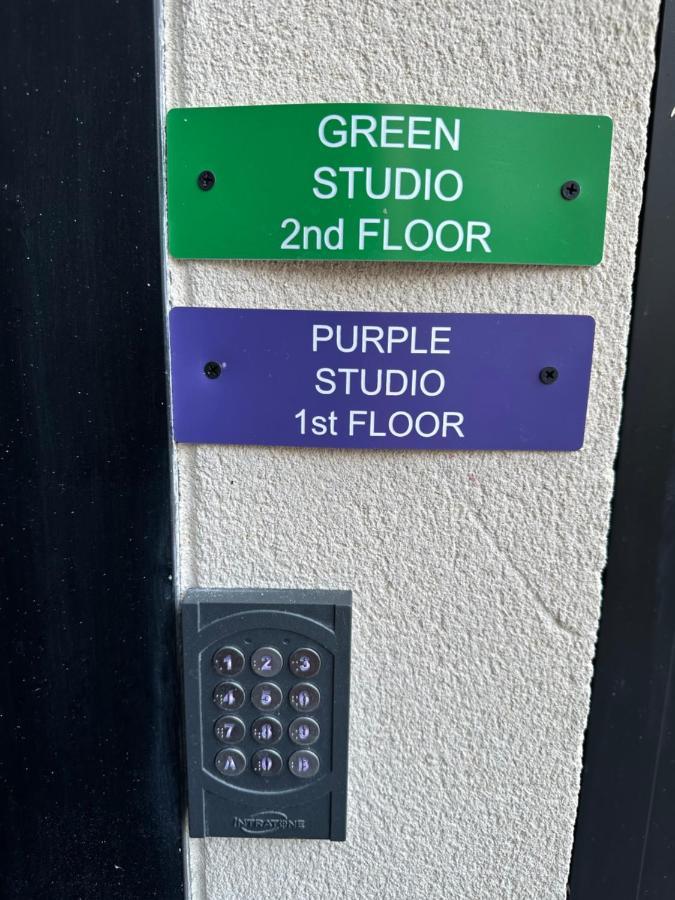 Green&Purple Studio 24-24 Access Bois-Colombes Ngoại thất bức ảnh